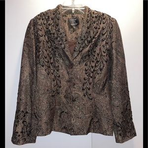 STUNNING SKIRT AND JACKET SET